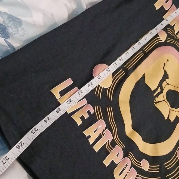 Unisex‎ Pink Floyd Live at Pompeii Black Graphic T-Shirt Size S - Picture 6 of 6